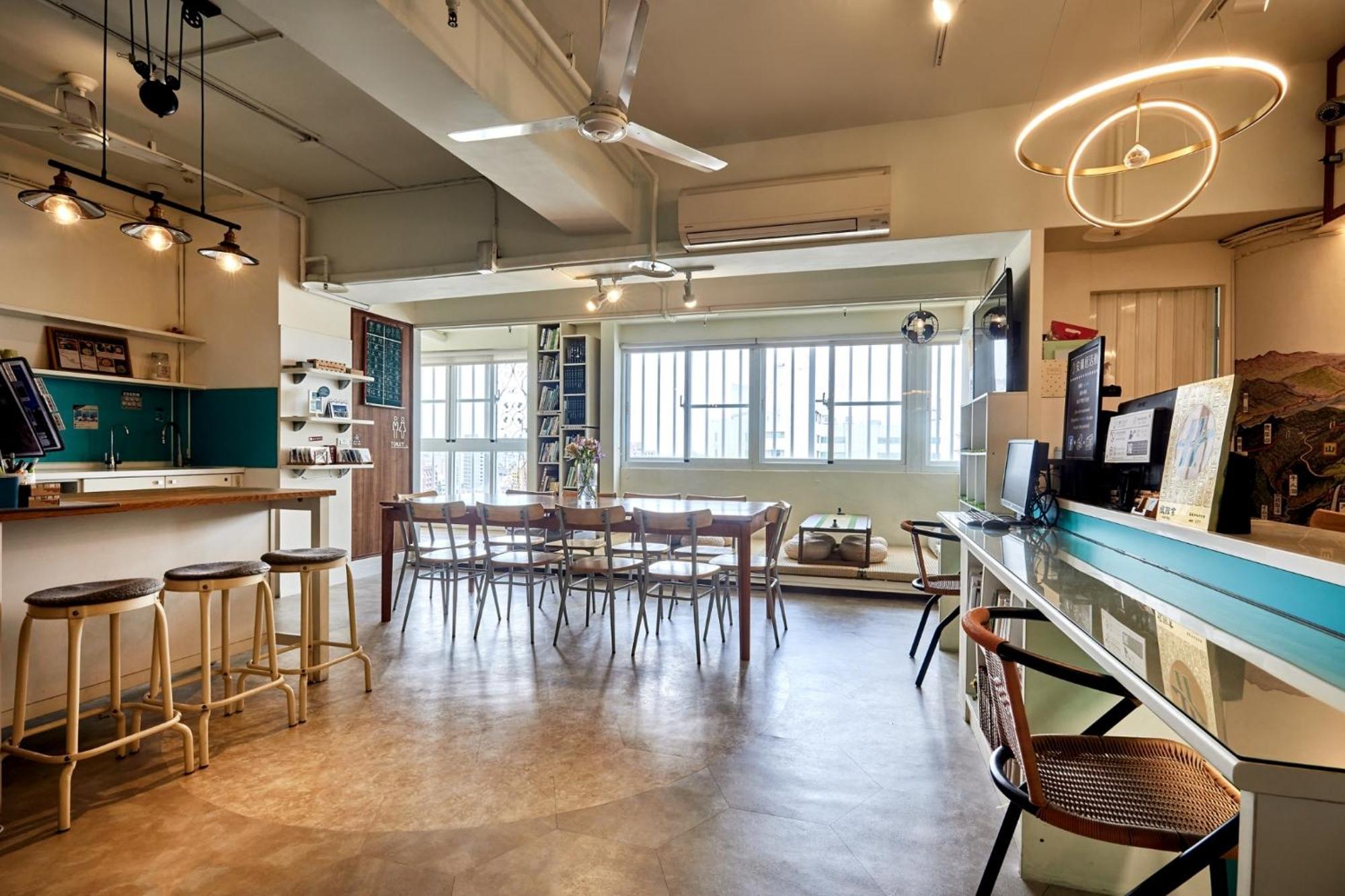 安蘭居旅店 An Lan Jie Hotel Chiayi City Exteriör bild